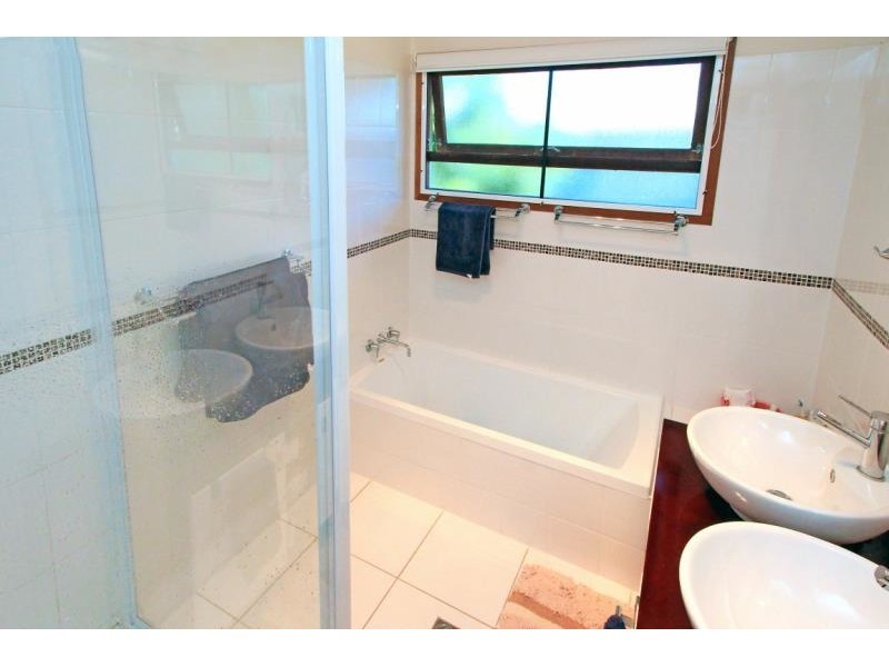 10 Bencke Street, West Rockhampton QLD 4700